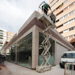 Tienda Mango en Calle Orense. Madrid